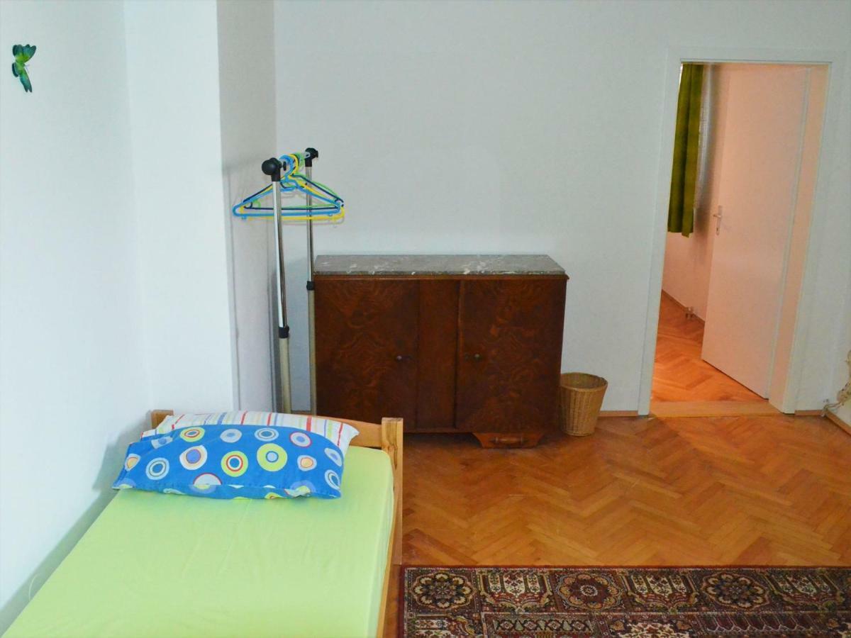 Apartman Rosa Pirovac Εξωτερικό φωτογραφία