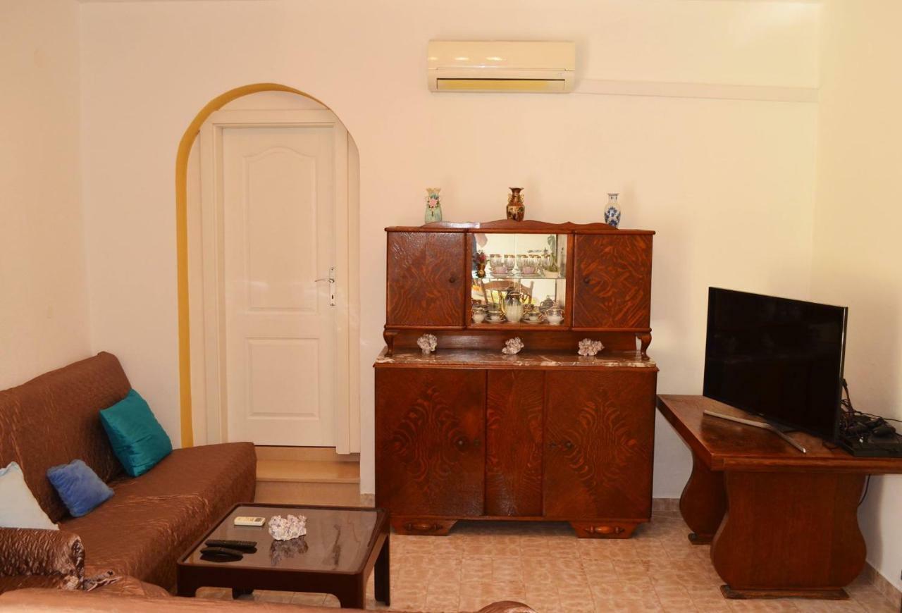 Apartman Rosa Pirovac Εξωτερικό φωτογραφία