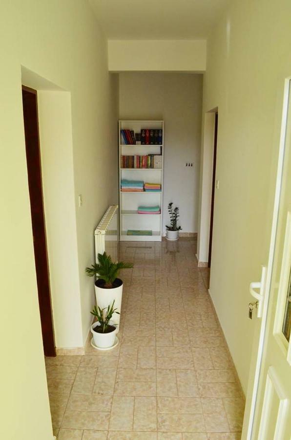 Apartman Rosa Pirovac Εξωτερικό φωτογραφία